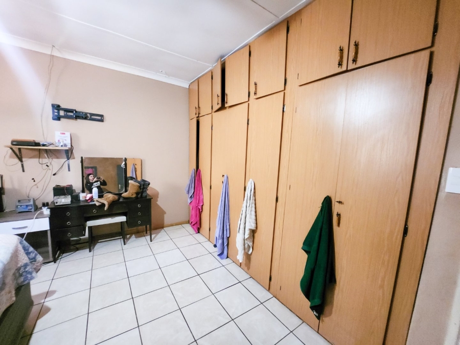3 Bedroom Property for Sale in Adamayview North West